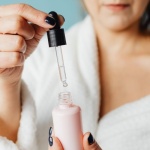 Twoja skóra, Twoje zasady: jak wybrać idealne serum dopasowane do jej potrzeb