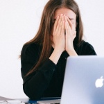 Spokojna głowa na co dzień: skuteczne sposoby na obniżenie hormonu stresu