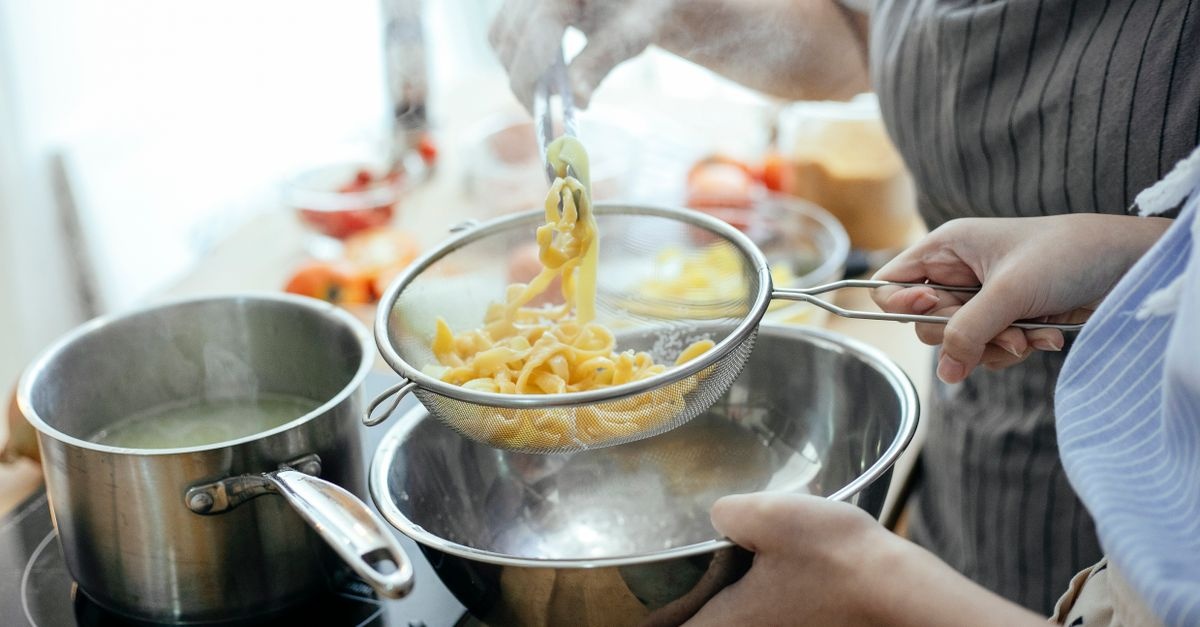 Zdrowe makarony bez wyrzeczeń: proste sposoby na lekki i pyszny talerz